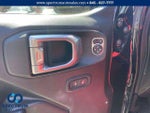 2018 Wrangler Thumbnail 23
