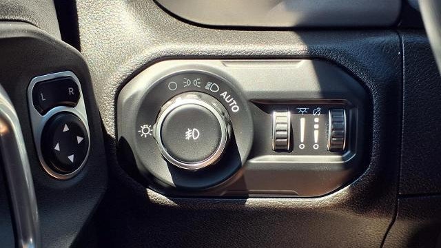 2020 Jeep Wrangler Willys Sport