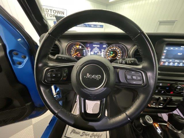 2022 Jeep Wrangler - $26,500