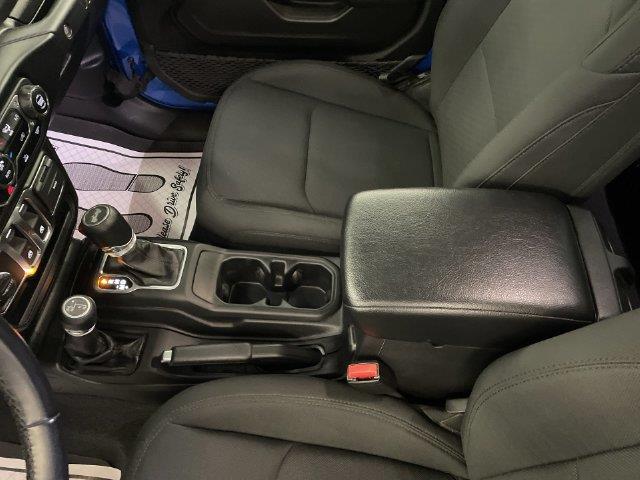 2022 Jeep Wrangler - $26,500