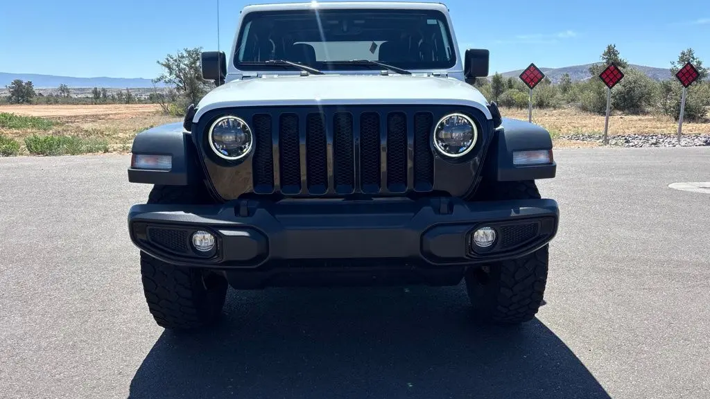 2023 Jeep Wrangler Willys