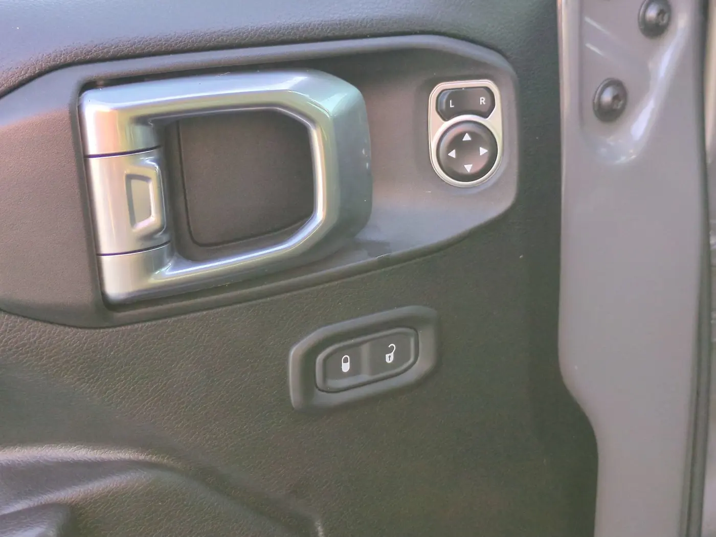 2021 Jeep Wrangler - $18,500