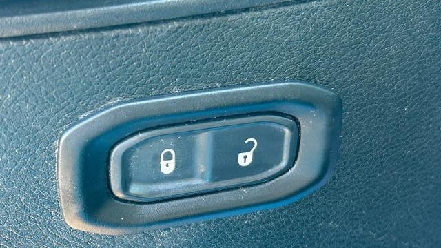 2021 Jeep Wrangler Islander