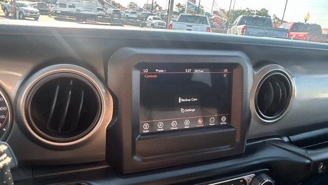 2021 Jeep Wrangler Islander