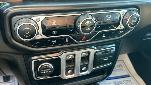 2021 Jeep Wrangler Islander