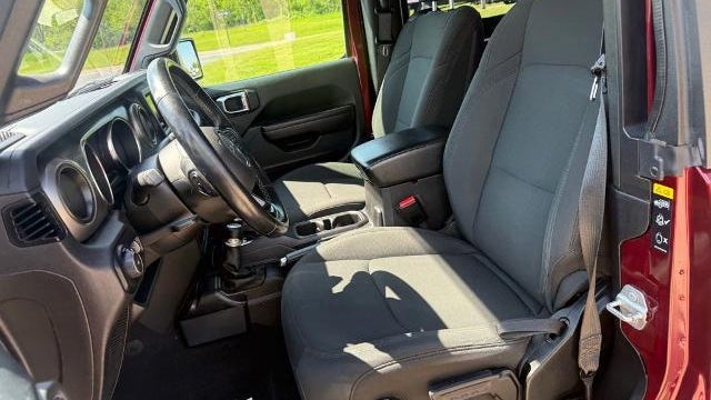 2021 Jeep Wrangler Sport