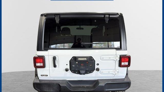 2021 Jeep Wrangler Sport