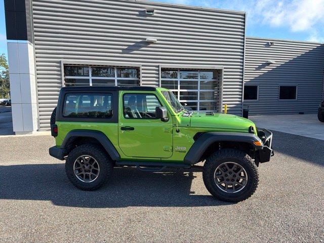 2018 Jeep Wrangler - $27,995
