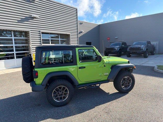 2018 Jeep Wrangler - $27,995