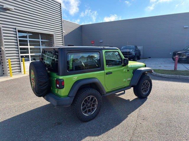 2018 Jeep Wrangler - $27,995