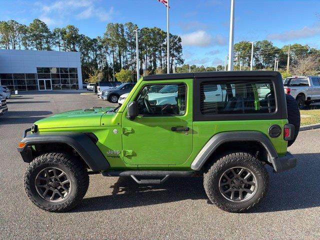2018 Jeep Wrangler - $27,995