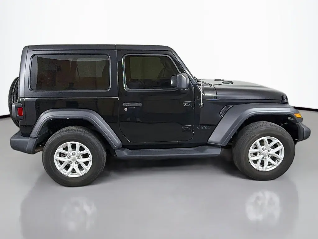 2023 Jeep Wrangler - $22,499