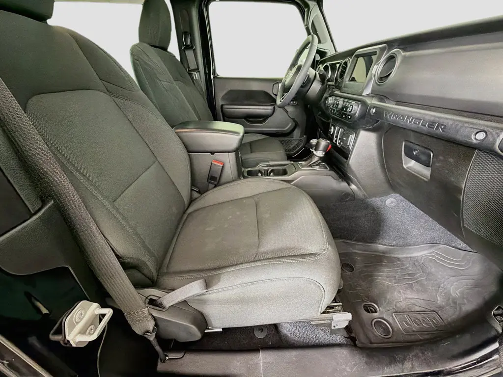 2023 Jeep Wrangler - $22,499