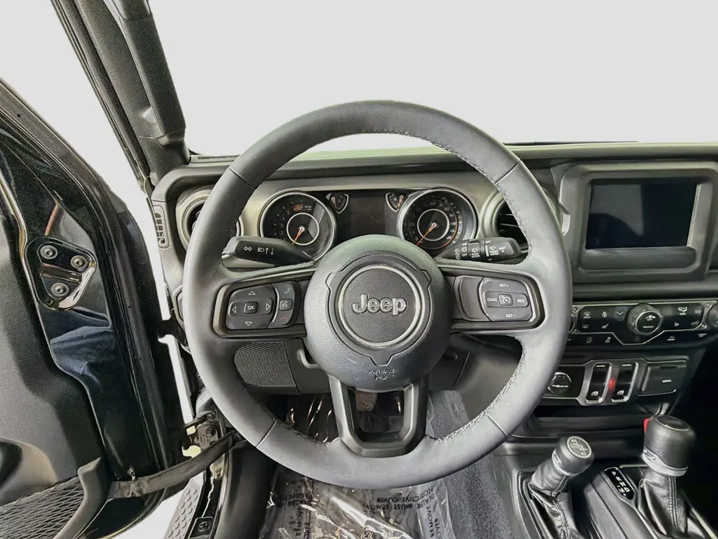 2023 Jeep Wrangler - $22,499