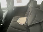 2005 Town and Country Thumbnail 10