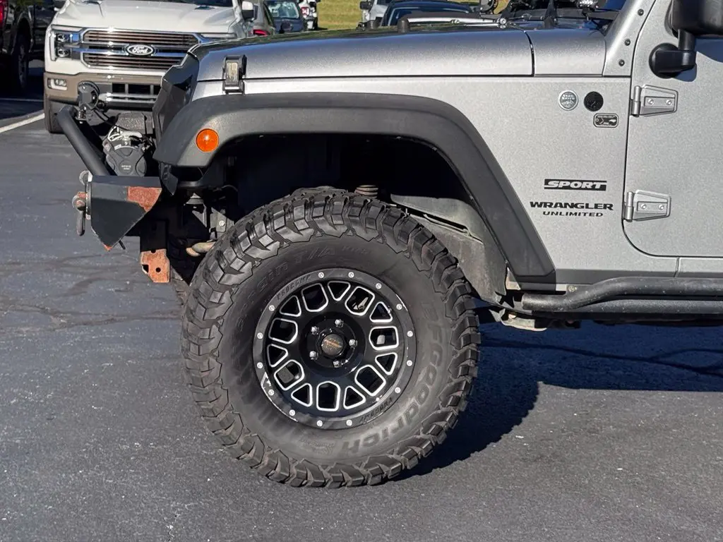 2016 Jeep Wrangler - $17,000
