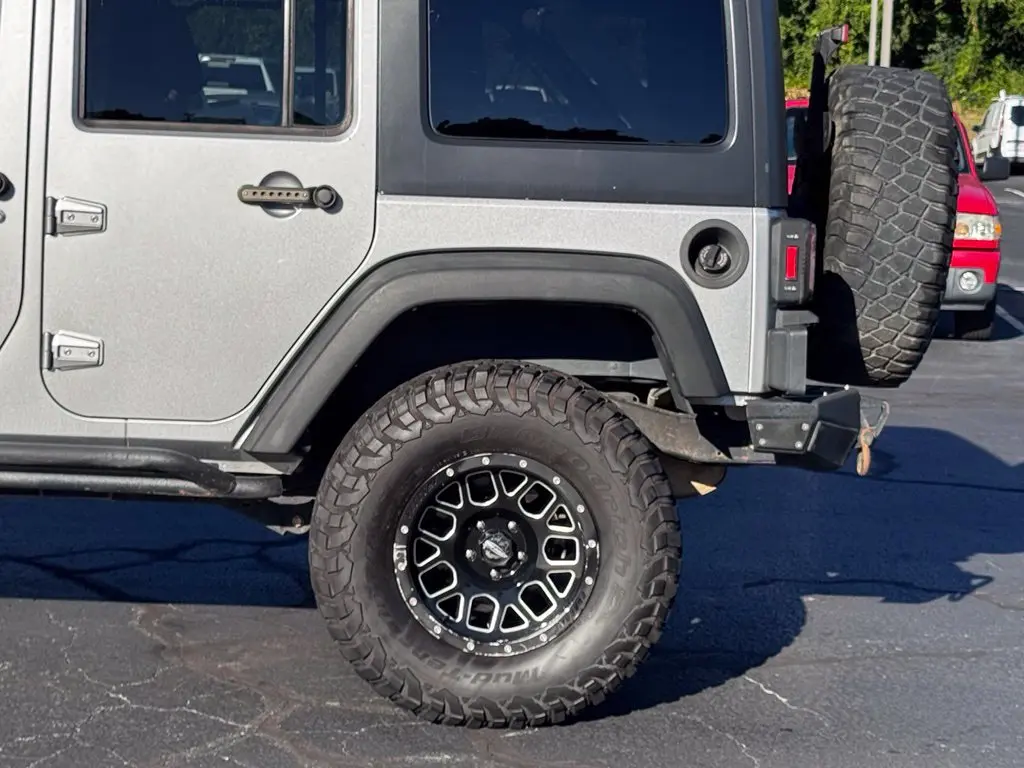 2016 Jeep Wrangler - $17,000