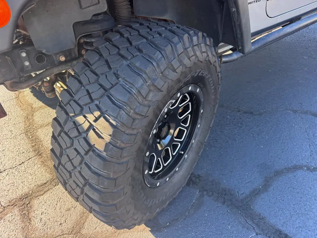2016 Jeep Wrangler - $17,000