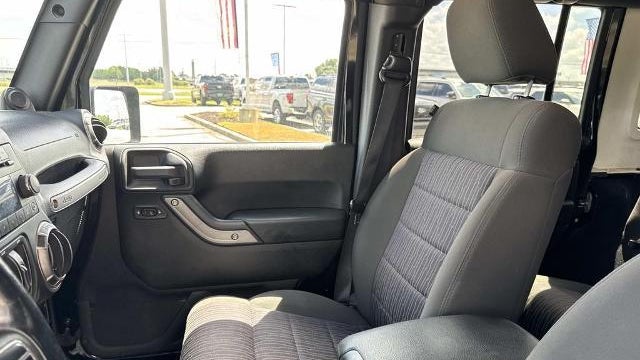 2012 Jeep Wrangler Unlimited Sport