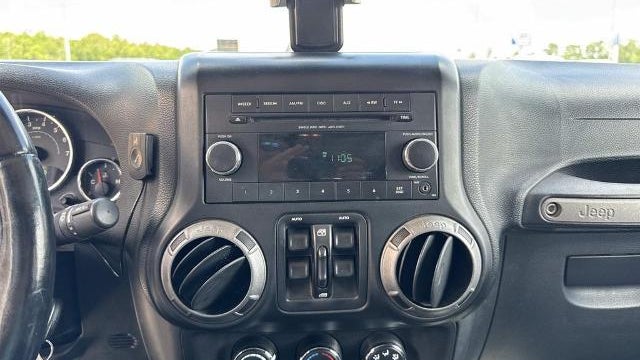 2012 Jeep Wrangler Unlimited Sport