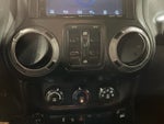 2015 Wrangler Unlimited Thumbnail 28
