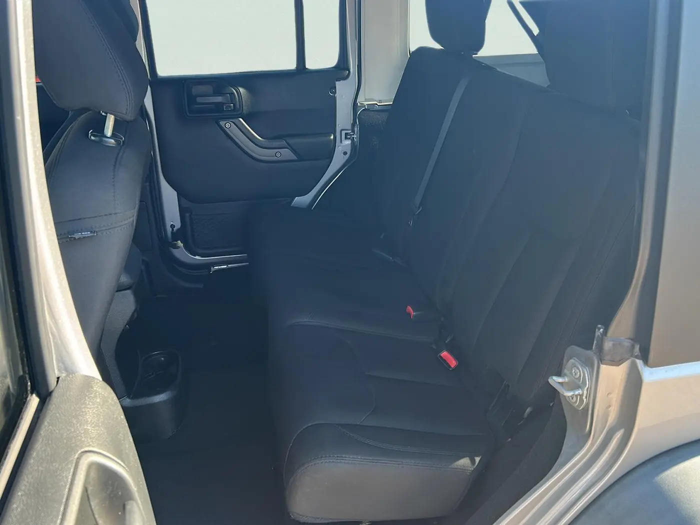 2018 Jeep Wrangler - $16,925