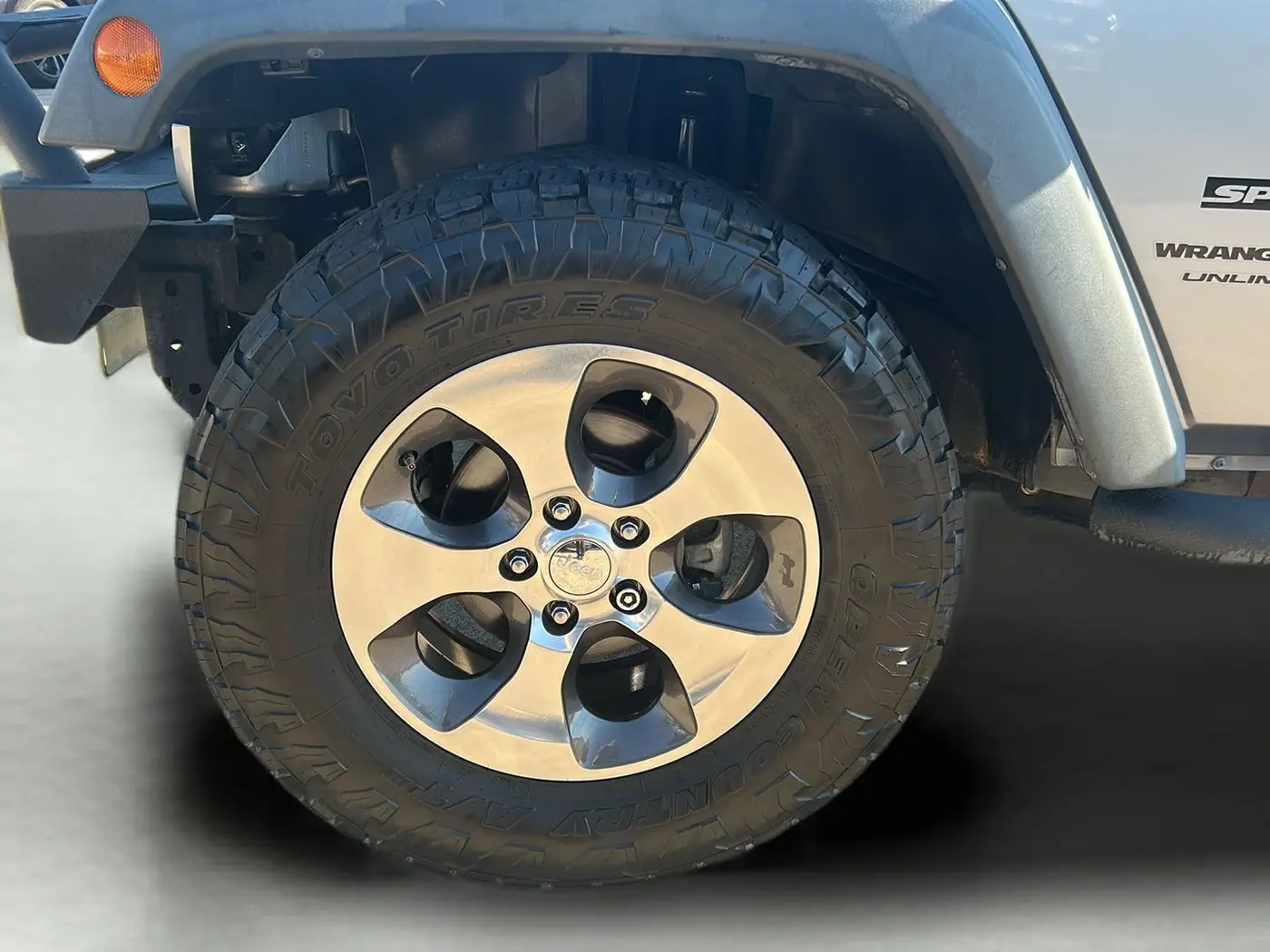 2018 Jeep Wrangler - $16,925