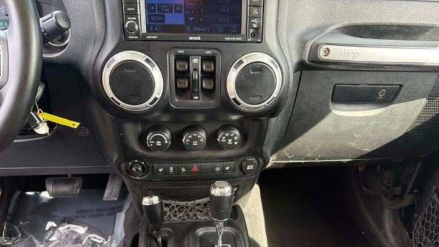 2012 Jeep Wrangler Unlimited Sahara