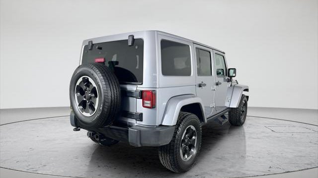 2014 Jeep Wrangler Unlimited Polar Edition