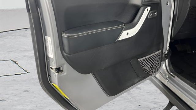 2014 Jeep Wrangler Unlimited Polar Edition