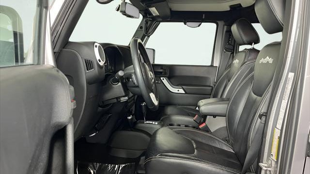 2014 Jeep Wrangler Unlimited Polar Edition