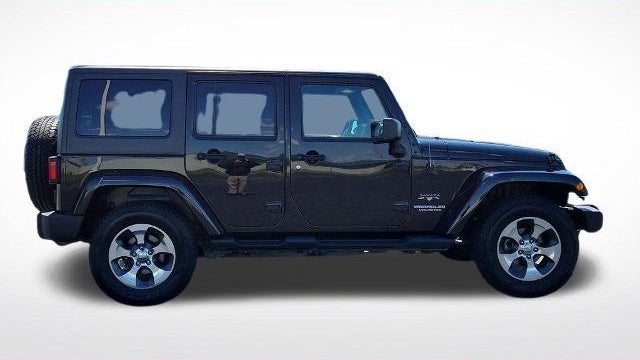 2016 Jeep Wrangler Unlimited Sahara 75th Anniversary