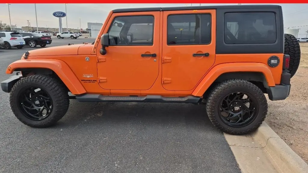 2012 Jeep Wrangler Unlimited Sahara