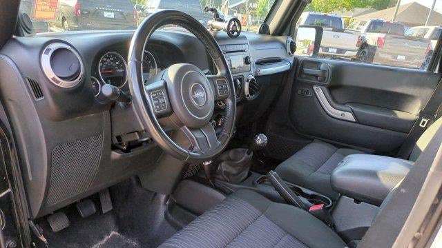 2012 Jeep Wrangler Unlimited Sahara