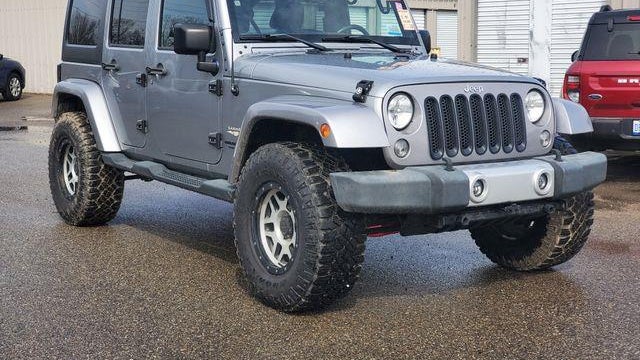 2015 Jeep Wrangler Unlimited Sahara