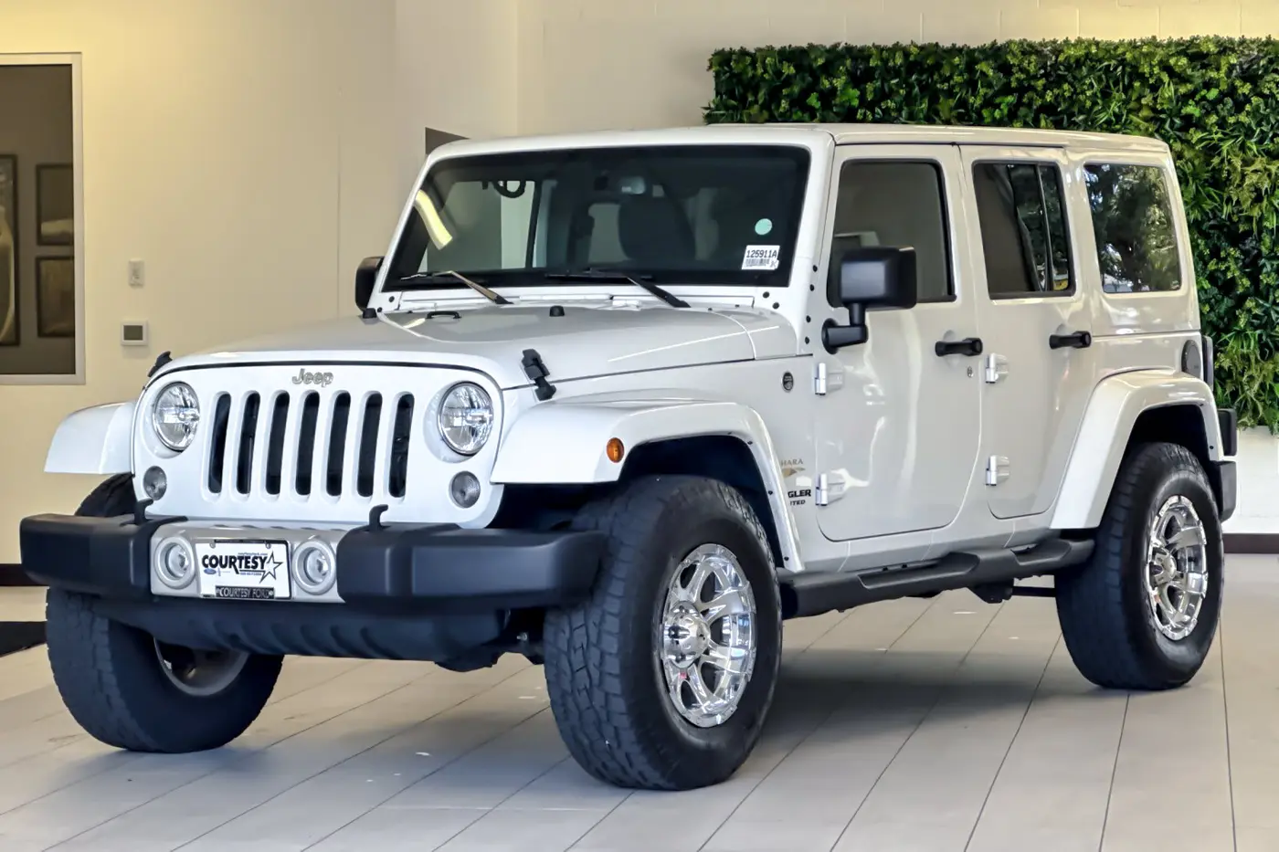2015 Jeep Wrangler - $24,997