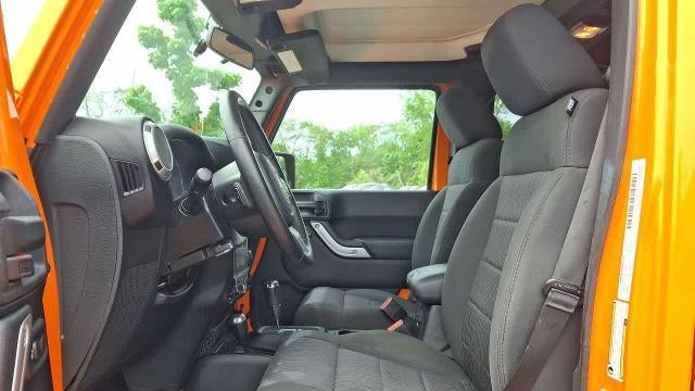 2012 Jeep Wrangler Unlimited Sahara