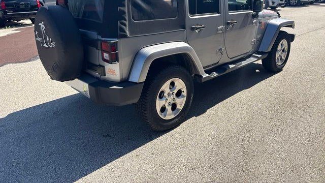2013 Jeep Wrangler Unlimited Sahara