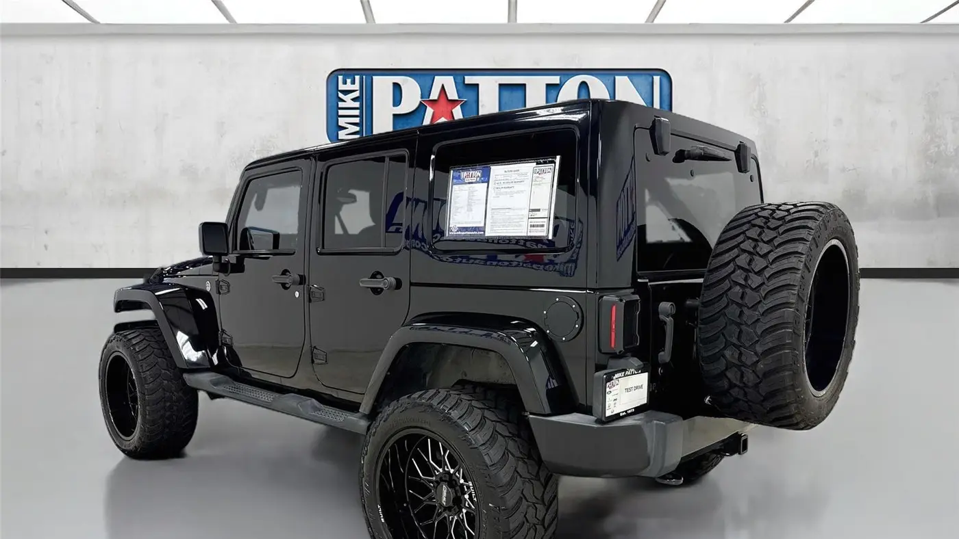 2013 Jeep Wrangler Unlimited Sahara