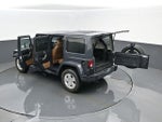 2016 Wrangler Unlimited Thumbnail 26