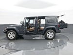 2016 Wrangler Unlimited Thumbnail 30