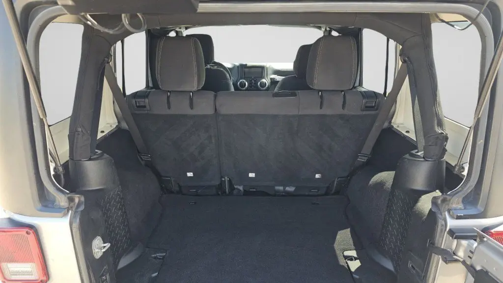 2018 Jeep Wrangler JK Unlimited Sahara