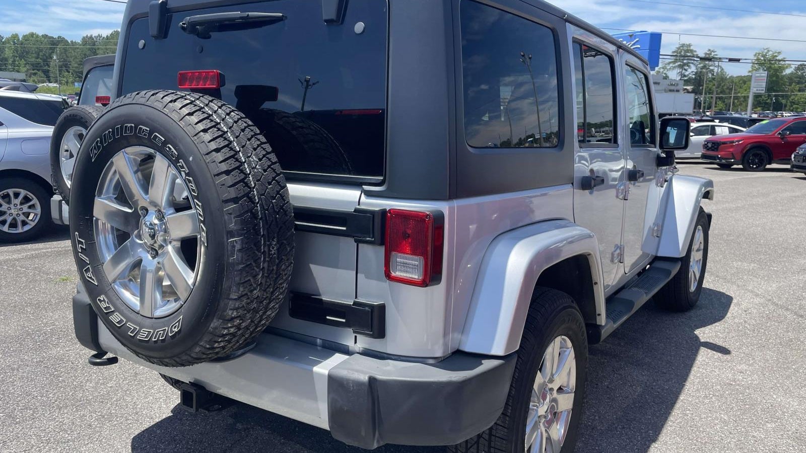 2012 Jeep Wrangler Unlimited Sahara