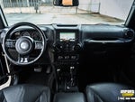2016 Wrangler Unlimited Thumbnail 13