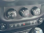 2014 Wrangler Unlimited Thumbnail 28