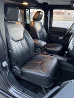 2016 Wrangler Unlimited Thumbnail 19