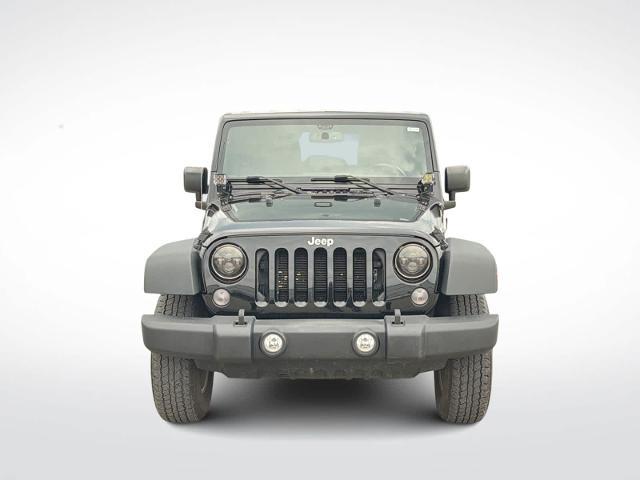 2015 Jeep Wrangler - $18,275