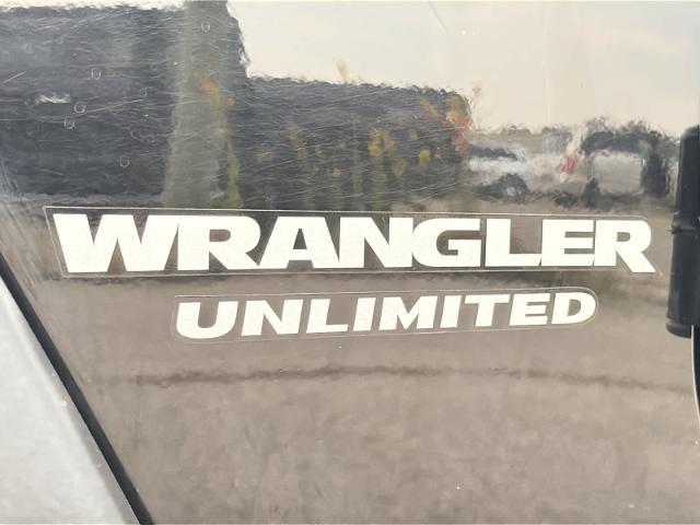 2015 Jeep Wrangler - $18,275