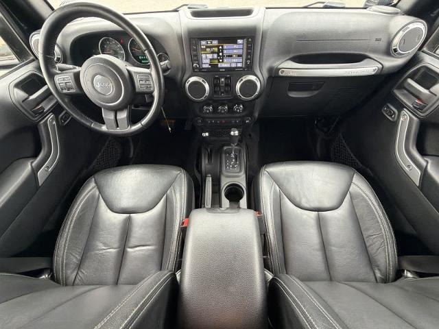 2015 Jeep Wrangler - $18,275