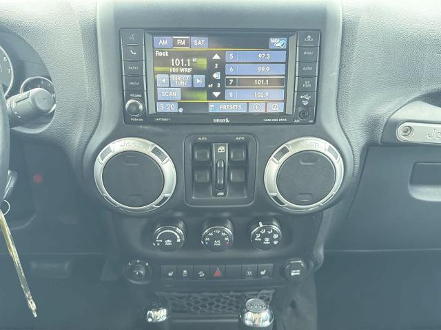 2015 Jeep Wrangler - $18,275